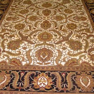 Traditional Area Rugs 68